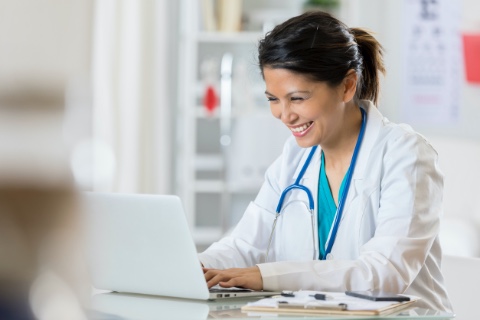 sideimg-best-medical-facilities-r1